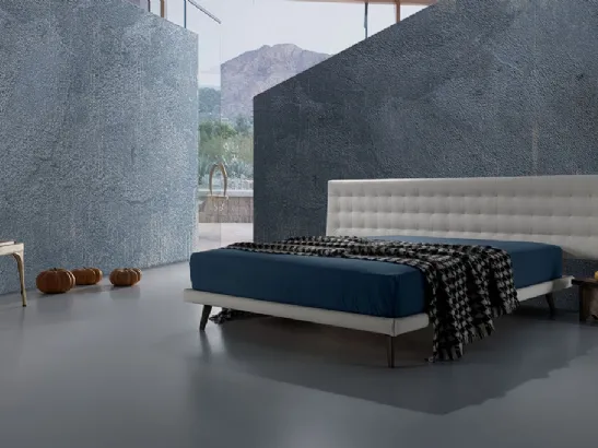 Letto matrimoniale con testiera importante in pelle trapuntata Twist Lersa 290 di Excò