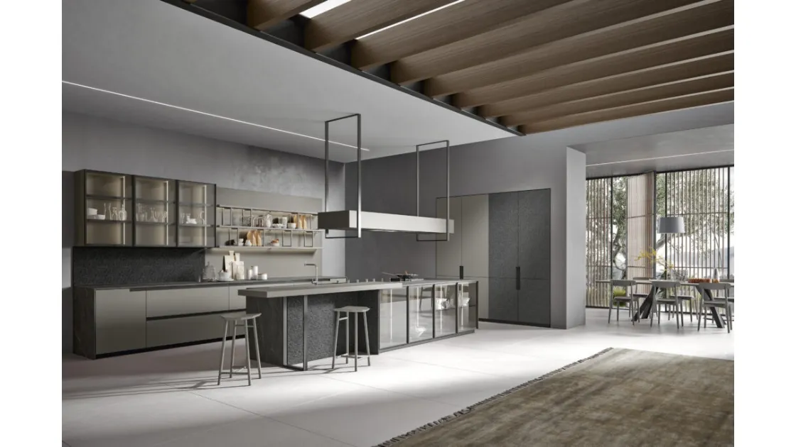 Cucina Moderna lineare in rovere, laccato, ferro e vetro Eclettica 03 di Scandola